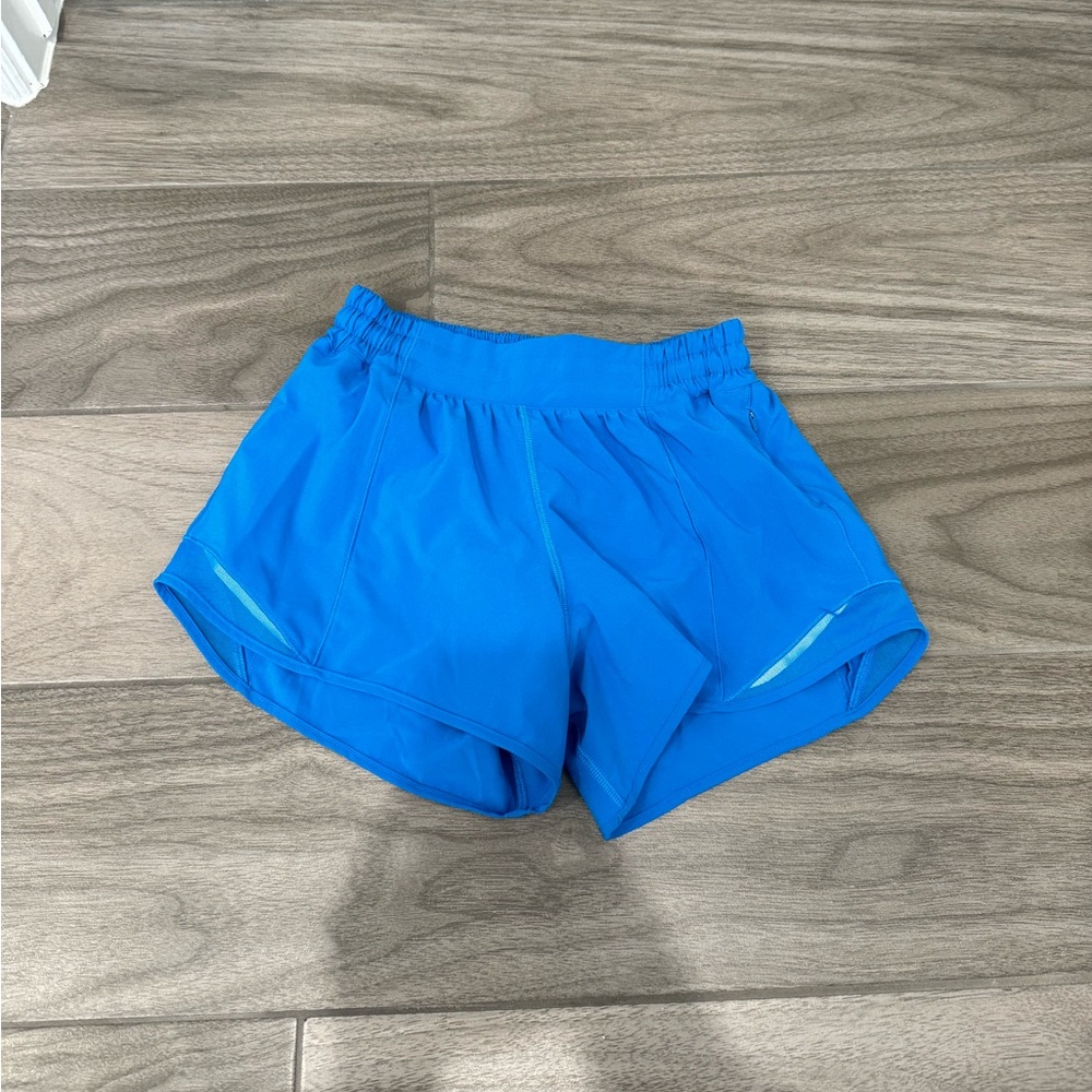 Lululemon hotty hot blue shorts